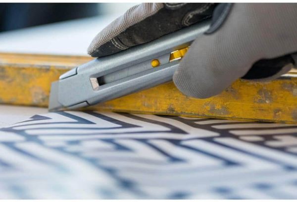 Ніж Interlock довжиною 165 мм з лезом шириною 18 мм з сегментами, що відламуються STANLEY 0-10-018