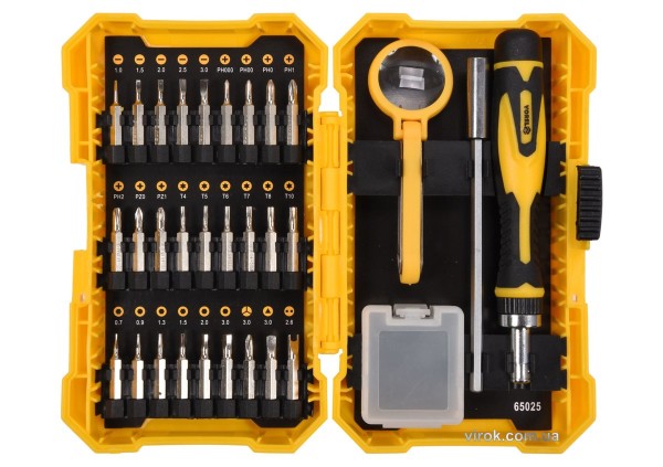 Викрутка реверсивна для точних робіт VOREL: тріщатка, набір насадок, торц. головок 1/4