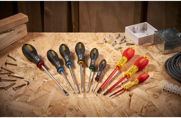 Викрутка FatMax з довжиною жала 125 мм під шліц Torx TT30 STANLEY 0-65-398