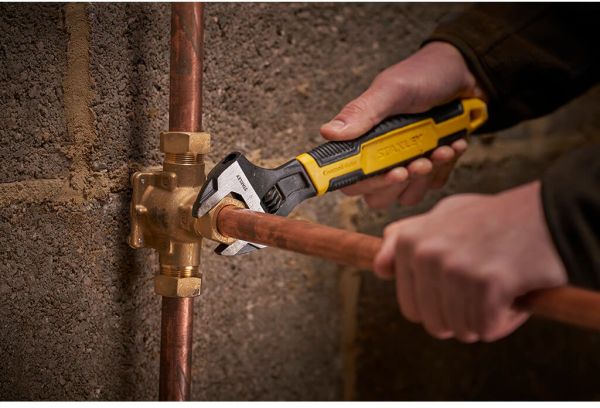 Ключ гайковий розсувний MaxSteel довжиною 150 мм під максимальний розмір гайки 19 мм STANLEY 0-90-947