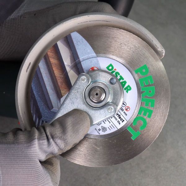 Круг алмазний вiдрiзний Distar 1A1R 125x1,5/0,9x25x22,23H Perfect