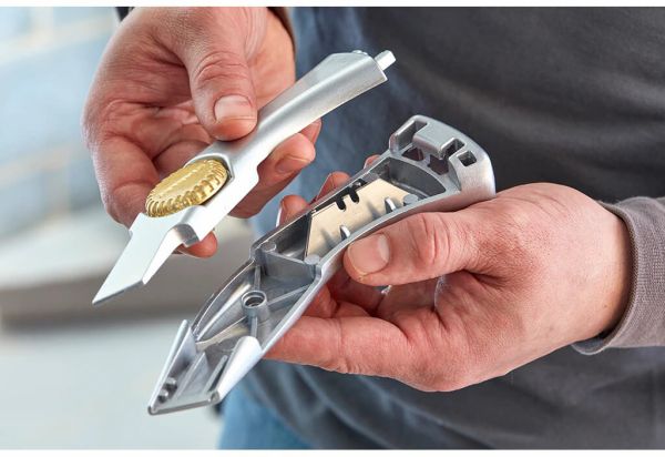 Ніж TITAN FB довжиною 175 мм з фіксованим лезом для оздоблювальних робіт STANLEY 1-10-550