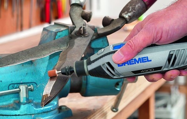 Гравер Dremel 4300-3/45 (F0134300JD)