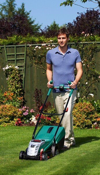 Газонокосарка Bosch Rotal 32 Li 36В (0.600.885.D06)