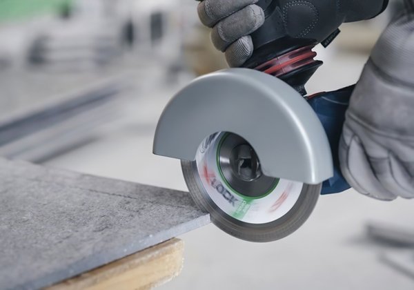 Кутова шліфмашина Bosch GWX 14-125 X-LOCK (06017B7000)