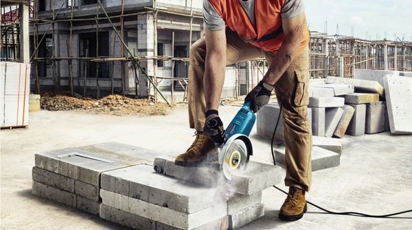 Кутова шліфмашина Bosch GWS 2200 (06018C0320)