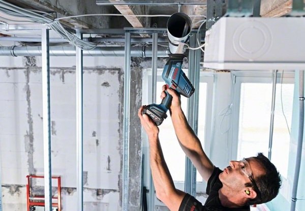 Акумуляторна пила Bosch GSA 18V-LI (0615990M3Y)