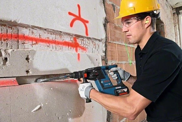 Перфоратор Bosch GBH 18V-26