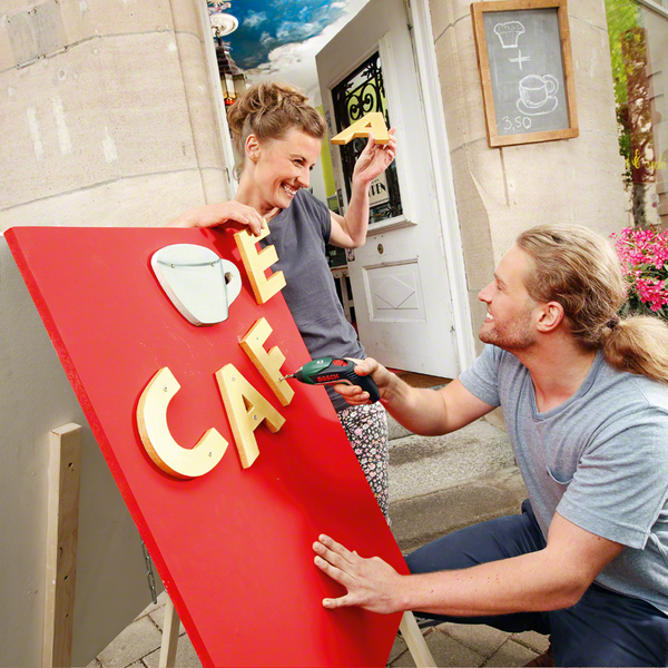 Викрутка акумуляторна Bosch IXO V medium