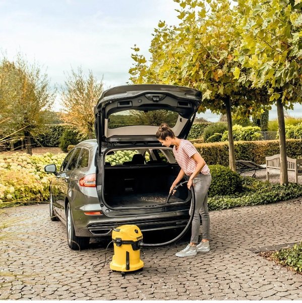 Пилосос господарський Karcher WD 3 V-17/4/20 (9.611-147.0)