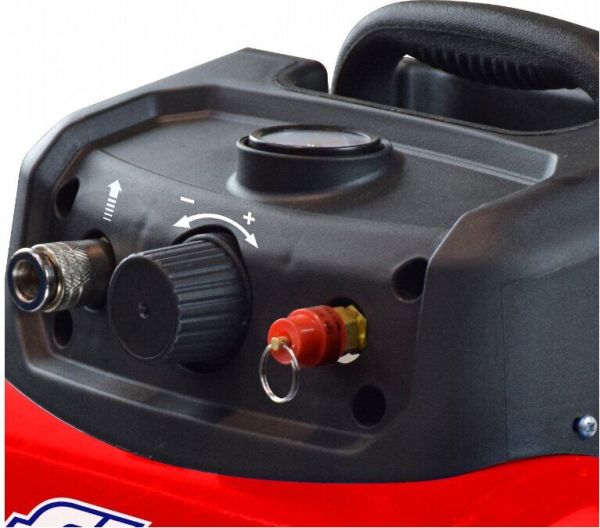 Компресор безоливовий CUBY 6/1100 8 бар, продуктивність 9,60 м3/годину