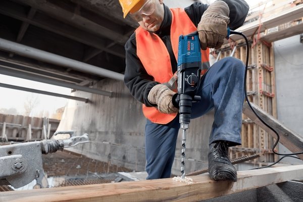 Перфоратор Bosch Professional GBH 240 F