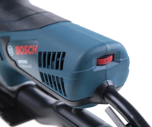 Електролобзик Bosch GST 90 E (060158G000)