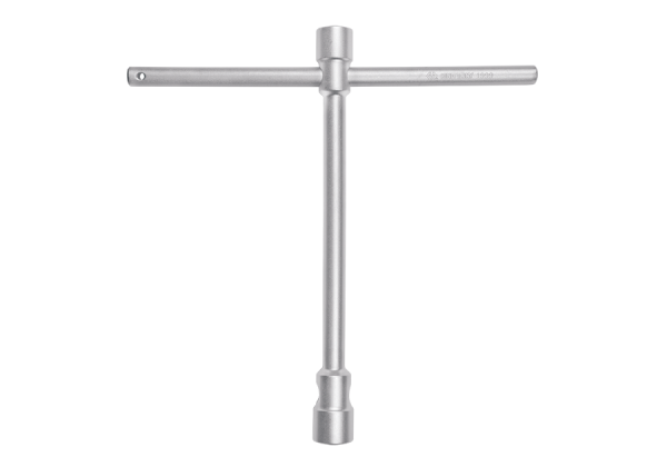 Ключ балонний прямий з воротком 30 х 32 мм