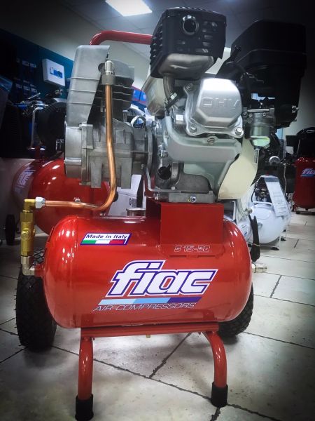 Компресор поршневий FIAC S1520 з двигуном HONDA 10 бар, продуктивність 16,50 м3/годину