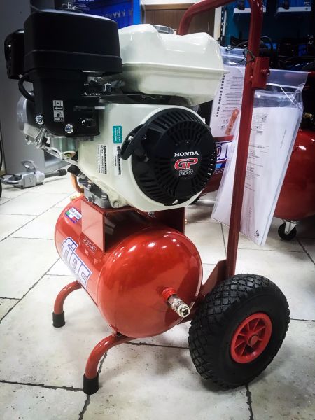 Компресор поршневий FIAC S1520 з двигуном HONDA 10 бар, продуктивність 16,50 м3/годину