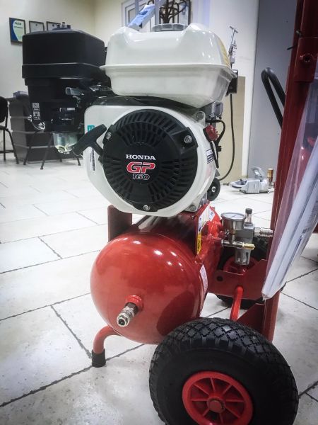 Компресор поршневий FIAC S1520 з двигуном HONDA 10 бар, продуктивність 16,50 м3/годину