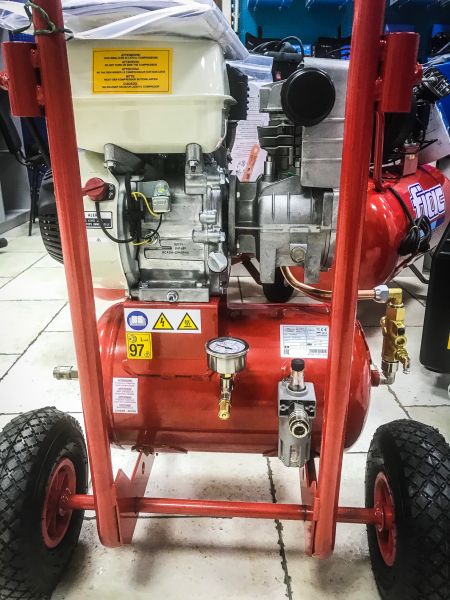 Компресор поршневий FIAC S1520 з двигуном HONDA 10 бар, продуктивність 16,50 м3/годину