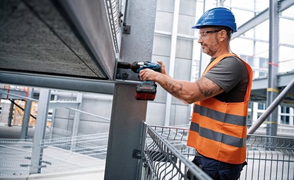 Гайковерт ударний Bosch GDS 18V-1050 H (06019J8522)