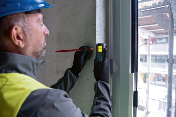 Далекомір лазерний Bosch GLM 50-25 G з чохлом (0.601.072.V00)