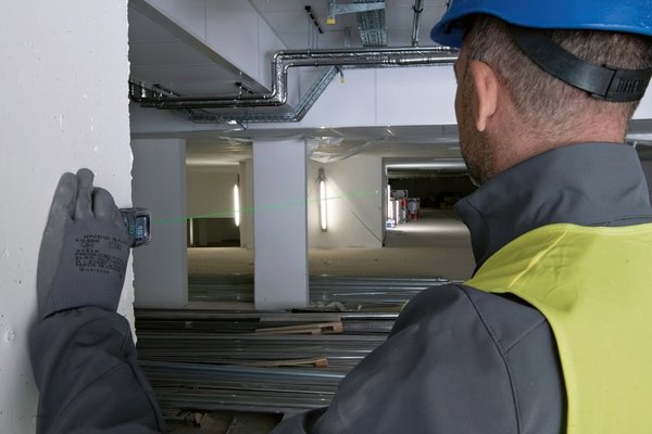 Далекомір лазерний Bosch GLM 50-25 G з чохлом (0.601.072.V00)