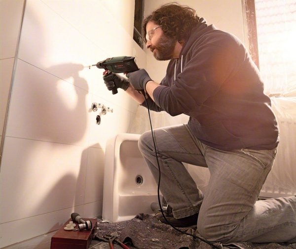Дриль ударний Bosch UniversalImpact 700 (0.603.131.020)
