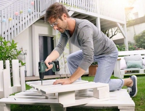 Шуруповерт-дриль Bosch UniversalDrill 18, 18В, 2х1.5Аг (0.603.9C8.005)