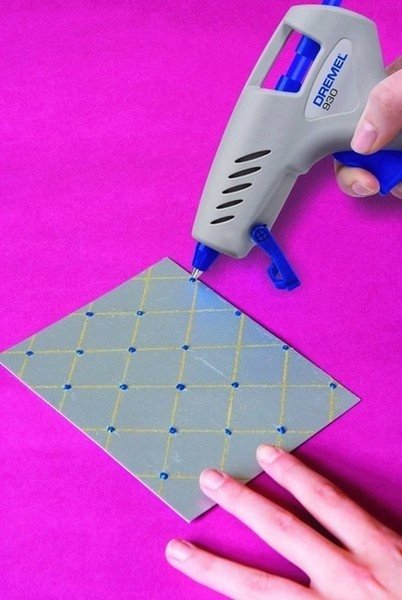 Клейовий пістолет Dremel Glue Gun 930