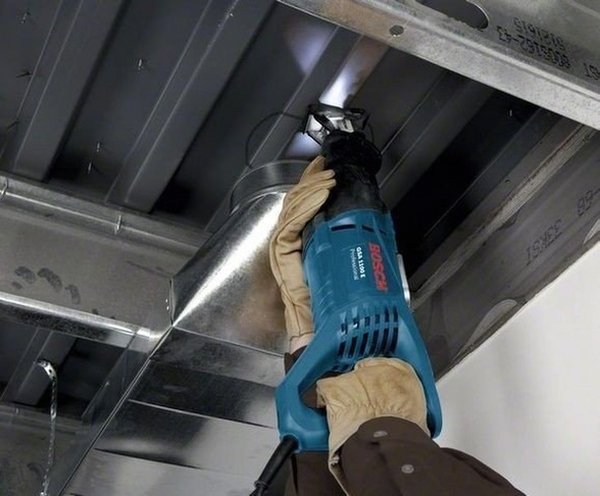 Шабельна пилка Bosch GSA 1100 E (0.601.64C.800)