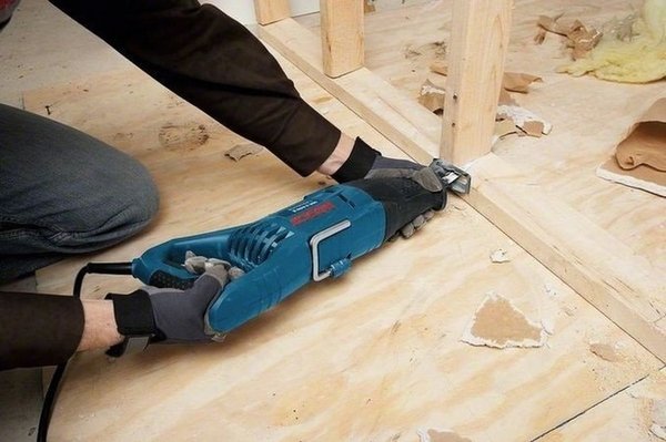 Шабельна пилка Bosch GSA 1100 E (0.601.64C.800)