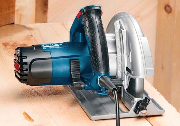 Циркулярна пила Bosch GKS 190