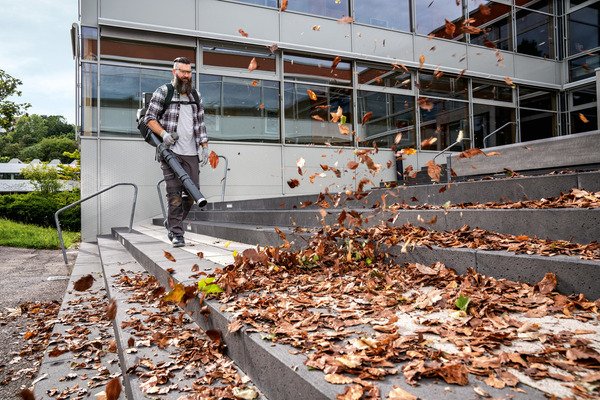 Повітродувка Karcher LBB 1060/36 Bp, 36В, 6 Аг (1.042-510.0)