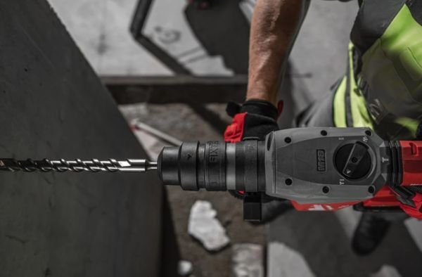 Аккумуляторний SDS-Plus перфоратор M18 ONE FHPX-552X FUEL (Li-Ion 5.5 Ач)