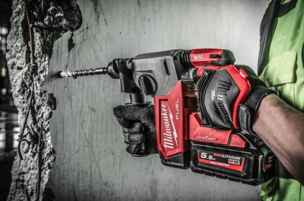 Акумуляторний SDS-Plus перфоратор M18 ONE FHX-0X FUEL (HD кейс)