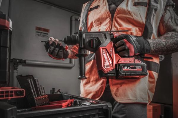 Акумуляторний SDS-Plus перфоратор M18 ONE FHX-0X FUEL (HD кейс)