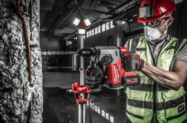 Акк. SDS-Plus перфоратор M18 ONE FHX-552X FUEL (Li-Ion 5.5 Ач)