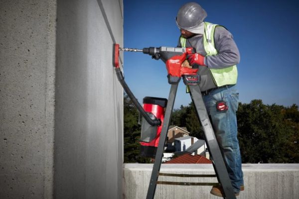 Акк. перфоратор M18 FHM-121C FUEL (Li-Ion12Ач)