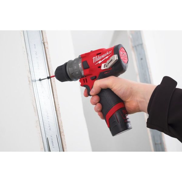 Дриль-шурупокрут з ударом акумуляторний MILWAUKEE, M12 FPDX-0, 37Нм,