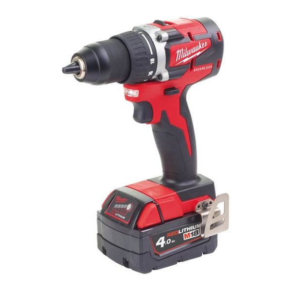 Дриль-шурупокрут акумуляторний MILWAUKEE, M18 CBLDD-402C, 60Нм, (+ заряд.пристрій, 2 акум.Х 4Аг)
