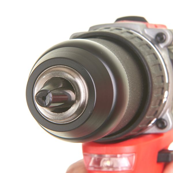 Дриль-шурупокрут акумуляторний MILWAUKEE, M18 CBLDD-402C, 60Нм, (+ заряд.пристрій, 2 акум.Х 4Аг)