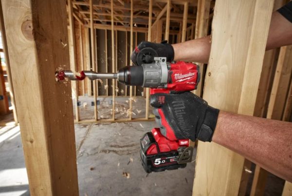 Дриль-шурупокрут акумуляторний MILWAUKEE, M18 FDD2-502X,135Нм (+ заряд.пристрій, 2 акум.Х 5Аг, HDкей