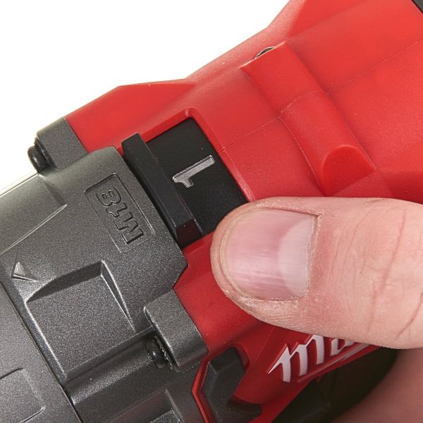 Дриль-шурупокрут акумуляторний MILWAUKEE, M18 FDD2-0X,135Нм, (HD кейс)