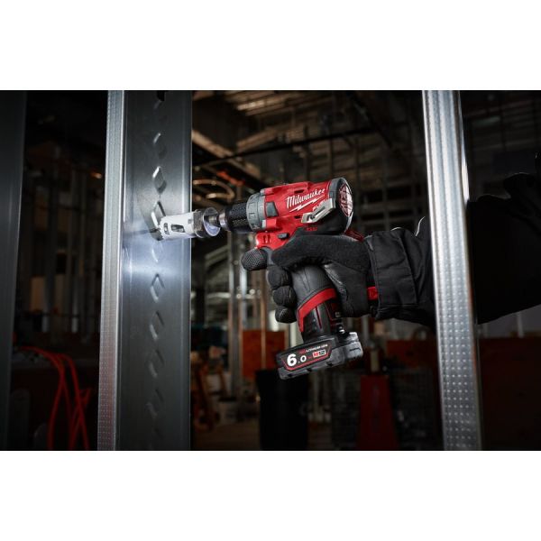 Дриль-шурупокрут з ударом акумуляторний MILWAUKEE, M12 FPD-402X, 44Нм (+ заряд.пристрій, 2 акум.Х 4А
