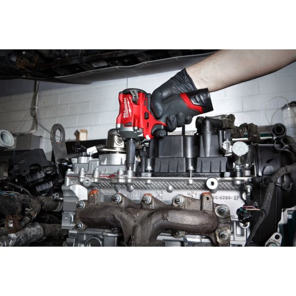 Гайкокрут акумуляторний 3/8" MILWAUKEE, M12 FIW38-422X, 339 Нм, (+ заряд. пристрий, 1 акум.Х 2Аг, 1