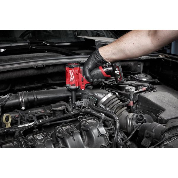 Гайкокрут акумуляторний 3/8" MILWAUKEE, M12 FIW38-422X, 339 Нм, (+ заряд. пристрий, 1 акум.Х 2Аг, 1