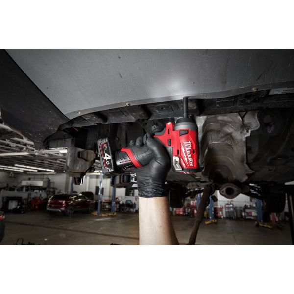 Гайкокрут акумуляторний 1/4" MILWAUKEE, M12 FIW14-0, 136 Нм