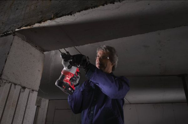 Аккумуляторный перфоратор MILWAUKEE HD18 H-402C 4933443468