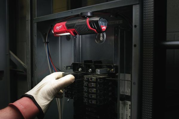 Ліхтар світлодіодний акумуляторний MILWAUKEE, M12 SL-0
