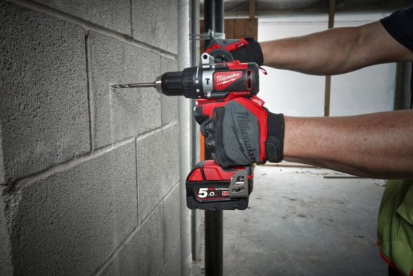 Дриль-шурупокрут з ударом акумуляторний MILWAUKEE, M18 BLPD2-502X, 82Нм (+ заряд.пристрій, 2 акум.Х