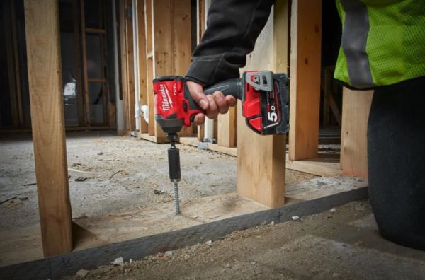 Гвинтокрут акумуляторний 1/4" HEX MILWAUKEE, M18 FID2-0X, 226Нм, (HD кейс)